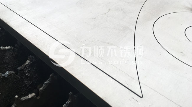 力順不銹鋼:激光切割厚板成品，受客戶好評